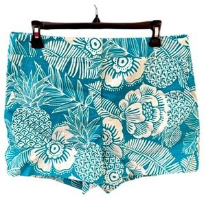 Trina Turk Womens shorts Inseam 3.5” Size 10